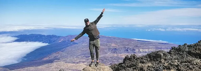 Ne darbas, bet gyvenimo būdas: „Novaturo“ atstovų užsienyje gyvenimo užkulisiai