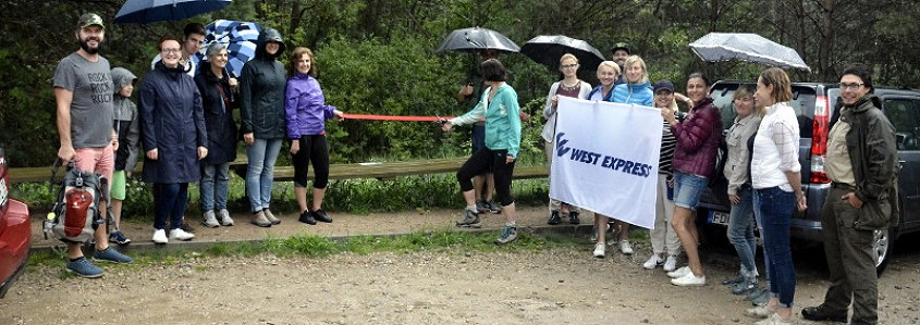 „West Express“ suoliukas Dūkštos pažintiniame take